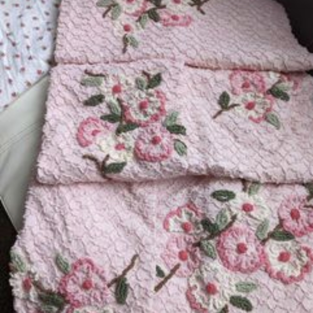 Vintage Taylor Maker Nose Gay Chenille Double Sz Bedspread